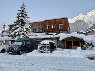 Bild: Campervans and Motorhomes at the Arlberg